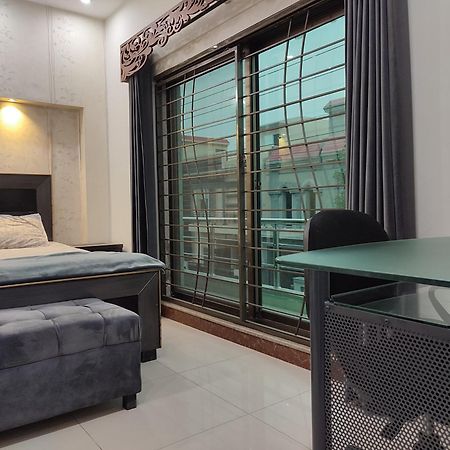 Fully Serviced Holiday Home Near Lahore Ring Road Bagian luar foto