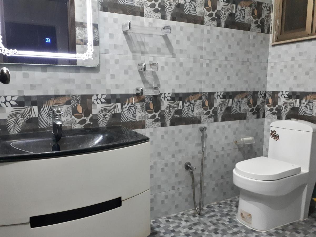 Fully Serviced Holiday Home Near Lahore Ring Road Bagian luar foto