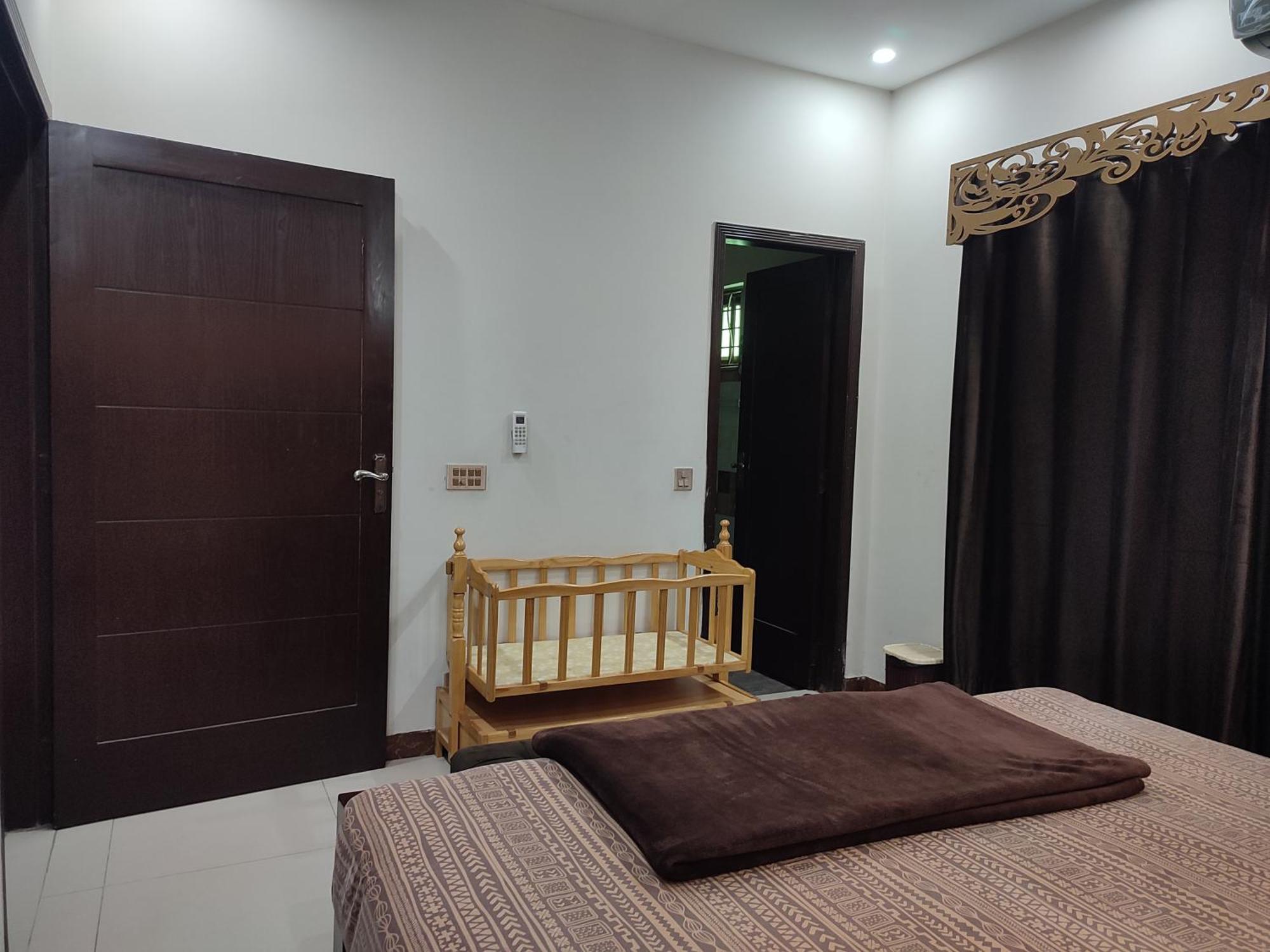 Fully Serviced Holiday Home Near Lahore Ring Road Bagian luar foto